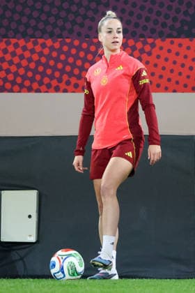 Dresden, Deutschland 02. März 2026: Vorbereitung auf das Frauen WM-Qualifikationsspiel Deutschland vs. Slowenien - Abschlusstraining in Dresden Im Bild: Giulia Gwinn (Deutschland) Copyright: HMBxMedia MadeleinexFantini