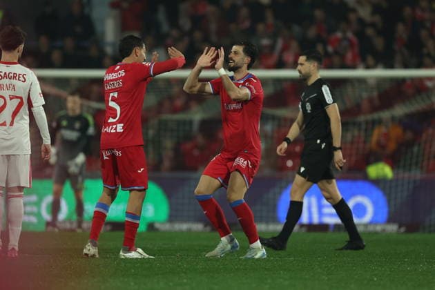 Gil Vicente celebrating a goal during the match between Gil Vicente FC and SL Benfica, valid for Liga Portugal Betclic 2025 2026 at Estadio Cidade de Barcelos on 2 March 2026. Barcelos Estadio Cidade de Barcelos Barcelos Portugal Copyright: xIMAGOx xPRIMExSPORTSxIMAGESx xFILIPExOLIVEIRAx
