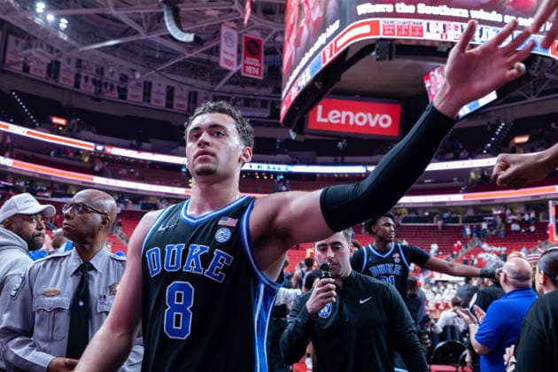 March 2, 2026, Raleigh, North Carolina, USA: Duke Blue Devils guard DARREN HARRIS (8) shakes fans hands while leaving the court following the NCAA, College League, USA ACC menÃ¢â‚¬â ¢s basketball game between the Duke Blue Devils and the NC State Wolfpack at the Lenovo Center in Raleigh, North Carolina. Raleigh USA - ZUMAa220 20260302_znp_a220_043 Copyright: xIsraelxAntax