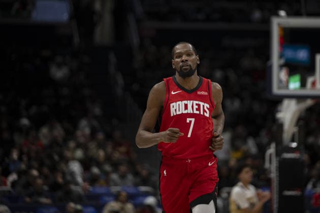 Houston Rockets vs Washington Wizards - NBA, Basketball Herren, USA WASHINGTON DC, UNITED STATES - MARCH 2 : Kevin Durant (7) of Houston Rockets in action during the NBA basketball game between Houston Rockets and Washington Wizards at the Capital One Arena on March 2, 2026 in Washington DC, United States. Celal Gunes Anadolu Washington DC United States. Editorial use only. Please get in touch for any other usage.  Copyright: x2026xAnadoluxCelalxGunesx
