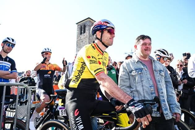 Belgian Wout Van Aert of Team Visma-Lease a Bike pictured at the start of the Ename Samyn Classic one day cycling race, 203,8km from Quaregnon to Dour on Tuesday 03 March 2026. MAARTENxSTRAETEMANS  x166320357x