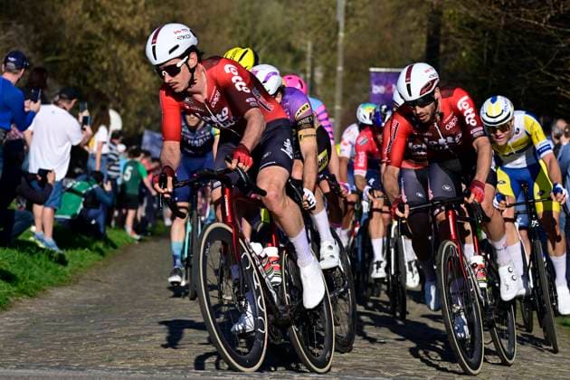 Ename Grand Prix Le Samyn 2026 Cycling Race DOUR, BELGIUM - MARCH 03 : riders of team Lotto Intermarche during the 58th edition of Ename Grand Prix Le Samyn an UCI Class 1.1 one day cycling road race for Men Elite of km with start in Quaregnon and finish in Dour on March 3, 2026 in Dour, Belgium, 03 03 2026 ( Motordriver Kenny Verfaillie - Dour Belgium  Copyright: xJanxDexMeuleneirx