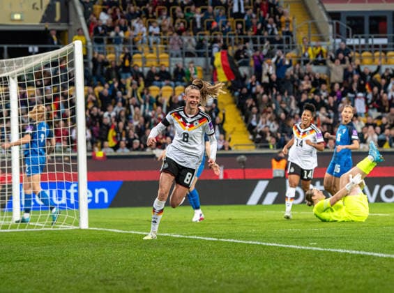 Fussball, Frauen, Saison 2025 2026, WM-Qualifikation in Dresden (Liga A, Gruppe 4), Deutschland - Slowenien, Vivien Endemann (Deutschland), Jubel nach Tor zum 1:0, 03.03.2026, Copyright: xSebastianxRäppold MatthiasxKochx