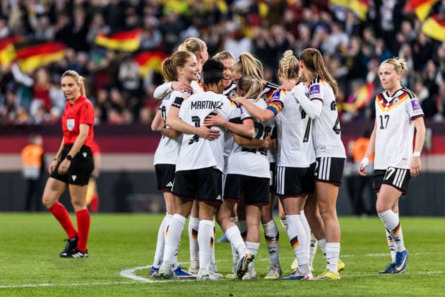 DRESDEN, GERMANY - MARCH 3: Elisa Senss (Germany, 20) celebrates scoring the 2:0 goal with teammates during the Women s European Qualifiers for the 2027 FIFA Women s World Cup match between Women s European Qualifiers for the 2027 FIFA Women s World Cup: Germany vs Slovenia at Ulrich-Haberland-Stadion on matchday 1 of the Women s European Qualifiers for the 2027 FIFA Women s World Cup on March 3, 2026 in Dresden, Germany. Saxony Germany Copyright: xSteffiexWunderlx