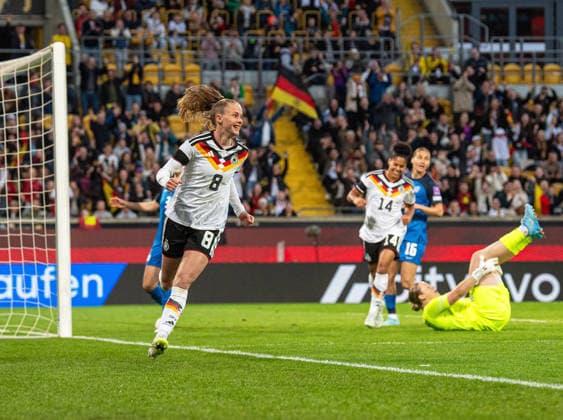 Fussball, Frauen, Saison 2025 2026, WM-Qualifikation in Dresden (Liga A, Gruppe 4), Deutschland - Slowenien, Vivien Endemann (Deutschland), Jubel nach Tor zum 1:0, 03.03.2026, Copyright: xSebastianxRäppold MatthiasxKochx