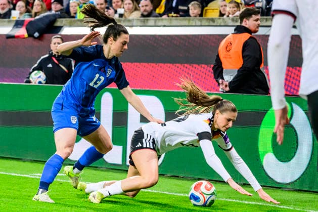 In the picture, from left: Korina Janez (Slovenia), Sarai Linder (Germany), Action, duels, fighting for the ball, GER, Dresden, World Cup Qualification, Women, Germany vs Slovenia, at Rudolf-Harbig Stadium Dresden, League A, Group A4, soccer, DFB, league phase, match day 1, DFB DFL REGULATIONS PROHIBIT ANY USE OF PHOTOGRAPHS AS IMAGE SEQUENCES AND OR QUASI-VIDEO, March 3, 2026 Copyright: HMBxMedia UwexKoch