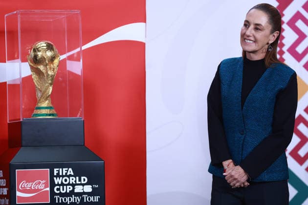 The FIFA World Cup, WM, Weltmeisterschaft, Fussball Trophy at Claudia Sheinbaum s press conference, PK, Pressekonferenz in Mexico MEXICO CITY, MEXICO - MARCH 03: Mexican President Claudia Sheinbaum poses with the FIFA World Cup Trophy after her daily press conference, at the National Palace, in Mexico City, Mexico on March 03, 2026. The FIFA World Cup Trophy continues its journey through Mexico as part of the official Trophy Tour. Daniel Cardenas Anadolu Mexico City Mexico. Editorial use only. Please get in touch for any other usage.  Copyright: x2026xAnadoluxDanielxCardenasx