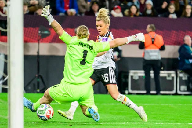 In the picture, from left: Zala Mersnik (Slovenia), Linda Dallmann GER, 4:0, Goal, GER, Dresden, World Cup Qualification, Women, Germany vs Slovenia, at Rudolf-Harbig Stadium Dresden, League A, Group A4, soccer, DFB, league phase, match day 1, DFB DFL REGULATIONS PROHIBIT ANY USE OF PHOTOGRAPHS AS IMAGE SEQUENCES AND OR QUASI-VIDEO, March 3, 2026 Copyright: HMBxMedia UwexKoch
