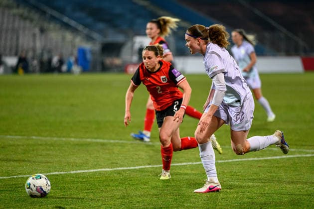 260303 Chiara Anna D™Angelo of Austria and Signe Gaupset of Norway during the FIFA Women s World Cup Qualifier football match between Austria and Norway on March 3, 2026 in Vienna. Photo: Marius Simensen BILDBYRAN COP 238 MM0059 bbeng dam vm-kval vm-kvalifisering kvinner vm-kvalik football fotball fotboll landskamp soccer FIFA World Cup, WM, Weltmeisterschaft, Fussball qualifier norge norway austria osterrike Copyright: MARIUSxSIMENSEN BB260303BB221