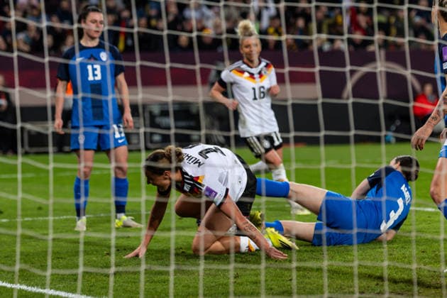 GER, UEFA-Qualifikation für die FIFA Frauenfussball-Weltmeisterschaft 2027, Deutschland - Slowenien. 03.03.2026, Rudolf-Harbig-Stadium, Dresden, GER, UEFA-Qualifikation für die FIFA Frauenfussball-Weltmeisterschaft 2027, Deutschland - Slowenien. Larissa Mühlhaus (Deutschland 15) mit dem 4:0 Â