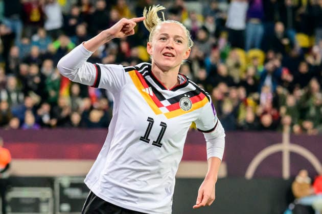 In the picture, from left: celebreting the goal, joy, jubilation, cheering, Lea Schueller (Germany), scorer, hit, goal, 5:0, GER, Dresden, World Cup Qualification, Women, Germany vs Slovenia, at Rudolf-Harbig Stadium Dresden, League A, Group A4, soccer, DFB, league phase, match day 1, DFB DFL REGULATIONS PROHIBIT ANY USE OF PHOTOGRAPHS AS IMAGE SEQUENCES AND OR QUASI-VIDEO, March 3, 2026 Copyright: HMBxMedia UwexKoch