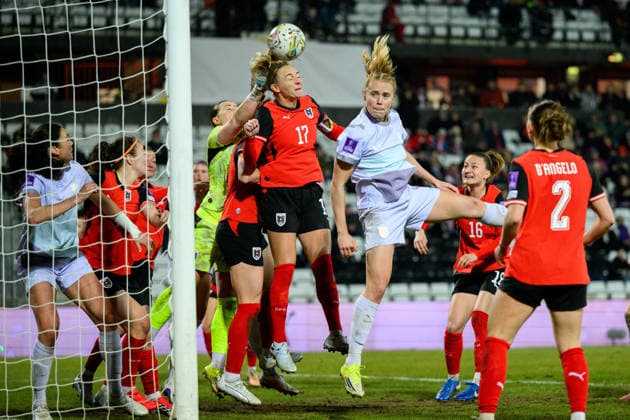 260303 Sarah Puntigam of Austria and Julie Blakstad of Norway during the FIFA Women s World Cup Qualifier football match between Austria and Norway on March 3, 2026 in Vienna. Photo: Marius Simensen BILDBYRAN COP 238 MM0059 bbeng dam vm-kval vm-kvalifisering kvinner vm-kvalik football fotball fotboll landskamp soccer FIFA World Cup, WM, Weltmeisterschaft, Fussball qualifier norge norway austria osterrike Copyright: MARIUSxSIMENSEN BB260303BB236