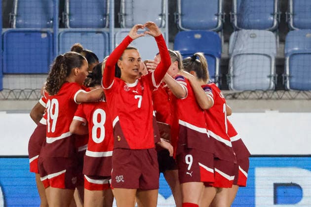 Torjubel Schweiz beim 1:0 durch Riola Xhemaili (Schweiz, 07) , Schweiz, Fussball, UEFA WM-Qualifikation Frauen, Gruppe B 2, Schweiz vs. Nordirland, 03.03.2026, Lausanne Stade de la Tuiliere Schweiz Copyright: xGrantxHubbsx