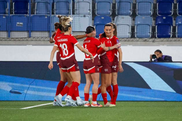 Torjubel Schweiz beim 1:0 durch Riola Xhemaili (Schweiz, 07) , Schweiz, Fussball, UEFA WM-Qualifikation Frauen, Gruppe B 2, Schweiz vs. Nordirland, 03.03.2026, Lausanne Stade de la Tuiliere Schweiz Copyright: xGrantxHubbsx