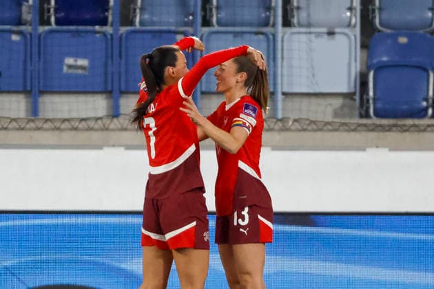 Torjubel Schweiz beim 1:0 durch Riola Xhemaili (Schweiz, 07) , Schweiz, Fussball, UEFA WM-Qualifikation Frauen, Gruppe B 2, Schweiz vs. Nordirland, 03.03.2026, Lausanne Stade de la Tuiliere Schweiz Copyright: xGrantxHubbsx