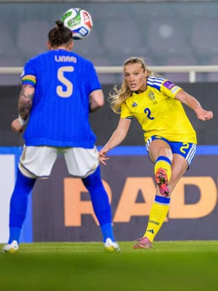 260303 Smilla Holmberg of Sweden during the Women s FIFA World Cup, WM, Weltmeisterschaft, Fussball Qualifier football match between between Italy and Sweden on March 3, 2026 in Reggio Calabria. Photo: Ludvig Thunman BILDBYRAN kod LT LT0780 fotboll football soccer fotball vm-kval kval fifa womens world cup qualifier qualifier italien italy sverige sweden dam bbeng Copyright: LUDVIGxTHUNMAN BB260303LT082
