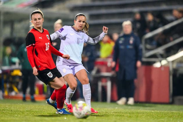 260303 Annabel Schasching of Austria and Guro Reiten of Norway during the FIFA Women s World Cup Qualifier football match between Austria and Norway on March 3, 2026 in Vienna. Photo: Marius Simensen BILDBYRAN COP 238 MM0059 bbeng dam vm-kval vm-kvalifisering kvinner vm-kvalik football fotball fotboll landskamp soccer FIFA World Cup, WM, Weltmeisterschaft, Fussball qualifier norge norway austria osterrike Copyright: MARIUSxSIMENSEN BB260303BB242