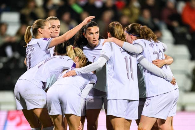260303 Lisa Naalsund of Norway celebrates with teammates after the 0-1 goal during the FIFA Women s World Cup Qualifier football match between Austria and Norway on March 3, 2026 in Vienna. Photo: Marius Simensen BILDBYRAN COP 238 MM0059 bbeng dam vm-kval vm-kvalifisering kvinner vm-kvalik football fotball fotboll landskamp soccer FIFA World Cup, WM, Weltmeisterschaft, Fussball qualifier norge norway austria osterrike jubel Copyright: MARIUSxSIMENSEN BB260303BB244