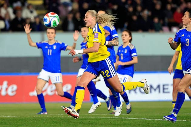 REGGIO CALABRIA, ITALIEN 20260303 Sveriges Elma Junttila Nelhage under VM-kvalmatchen mellan Italien och Sverige pa Stadio Oreste Granillo i Reggio Calabria.
