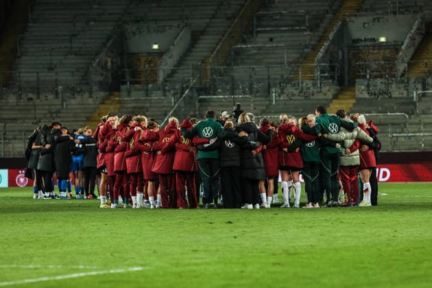 Fussball, WM-Qualifikation Europa (Frauen) Saison 2026 Liga A Gruppe 4 - 1.Spieltag Deutschland - Slowenien 03.03.2026, Rudolf-Harbig-Stadion Dresden Teamkreis Deutschland Dresden Rudolf-Harbig-Stadion Sachsen Deutschland