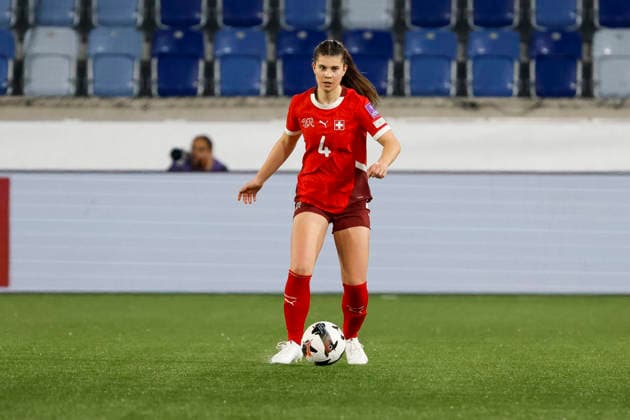 Noemi Ivelj (Schweiz, 04) am Ball , Schweiz, Fussball, UEFA WM-Qualifikation Frauen, Gruppe B 2, Schweiz vs. Nordirland, 03.03.2026, Lausanne Stade de la Tuiliere Schweiz Copyright: xGrantxHubbsx