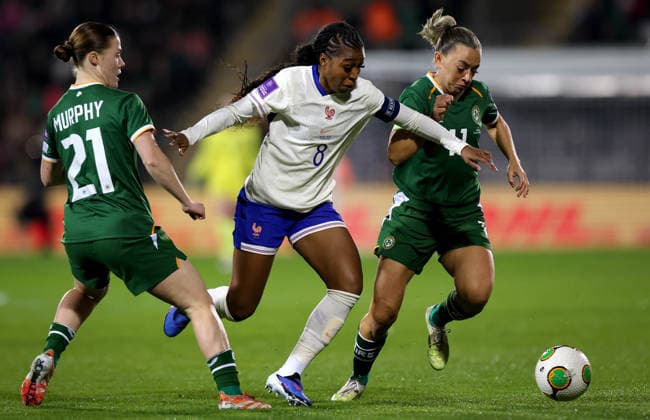 2027 FIFA Women s World Cup Qualifier, Tallaght Stadium, Dublin 3 3 2026 Republic of Ireland WNT vs France Ireland™s Emily Murphy and Katie McCabe with Grace Geyoro of France Emily Murphy and Katie McCabe with Grace Geyoro 3 3 2026  Copyright: x INPHO RyanxByrnex RB1_3209