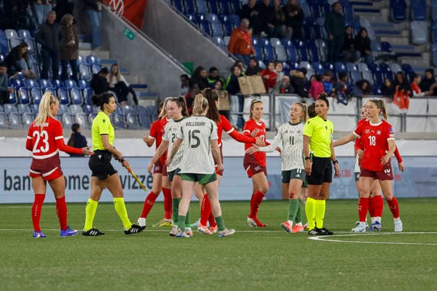Nordirland und Schweiz nach dem Spiel , Schweiz, Fussball, UEFA WM-Qualifikation Frauen, Gruppe B 2, Schweiz vs. Nordirland, 03.03.2026, Lausanne Stade de la Tuiliere Schweiz Copyright: xGrantxHubbsx