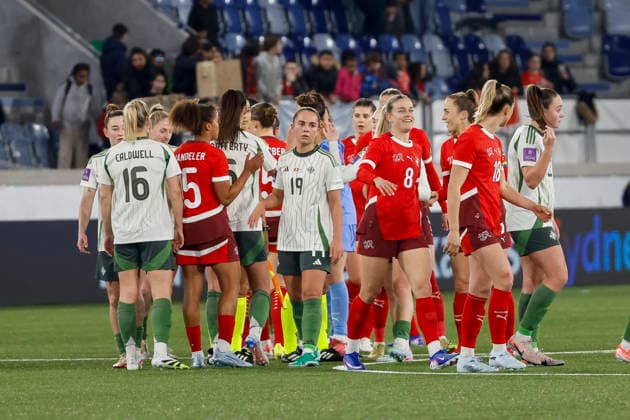 Nordirland und Schweiz nach dem Spiel , Schweiz, Fussball, UEFA WM-Qualifikation Frauen, Gruppe B 2, Schweiz vs. Nordirland, 03.03.2026, Lausanne Stade de la Tuiliere Schweiz Copyright: xGrantxHubbsx
