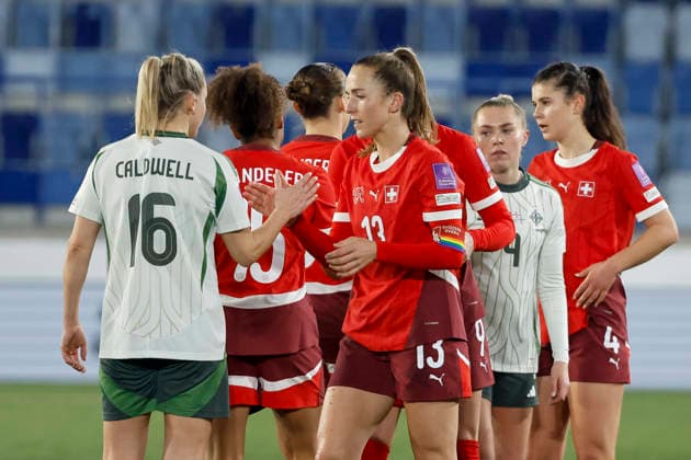 Nordirland und Schweiz nach dem Spiel , Schweiz, Fussball, UEFA WM-Qualifikation Frauen, Gruppe B 2, Schweiz vs. Nordirland, 03.03.2026, Lausanne Stade de la Tuiliere Schweiz Copyright: xGrantxHubbsx