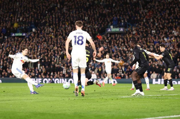 Leeds United v Sunderland, Premier League Brenden Aaronson of Leeds United shoots during the Premier League match between Leeds United and Sunderland at Elland Road, Leeds, UK on 3 March 2026. Leeds Elland Road West Yorkshire UK Editorial use only DataCo restrictions apply See www.football-dataco.com , Copyright: xRyanxBrownex PSI-23832-0043