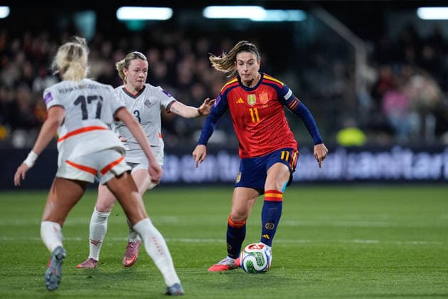 March 3, 2026, Castellon, Castellon, Spain: Alexia Putellas of Spain in action during the European WomenÃ¢â‚¬â ¢s qualifiers for the FIFA WomenÃ¢â‚¬â ¢s World Cup 2027, League Phase MD1, football match played between Spain and Iceland at Estadio SkyFi Castalia on March 03, 2026, in Castellon, Spain. Castellon Spain - ZUMAa181 20260303_zaa_a181_163 Copyright: xDennisxAgyemanx