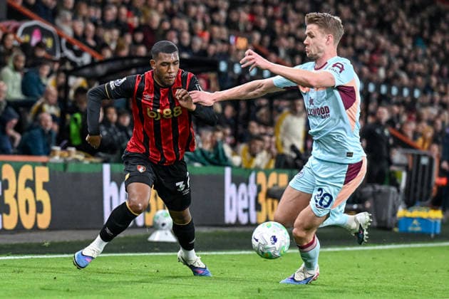 Bournemouth v Brentford Premier League Rayan of Bournemouth tries to find a way past Kristoffer Ajer of Brentford during the Premier League match at the Vitality Stadium, Bournemouth 03 03 2026 UK Newspapers OUT Copyright: xJeremyxLandeyx FIL-23072-0028