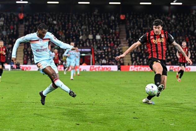 Bournemouth v Brentford Premier League Dango Ouattara of Brentford crosse during the Premier League match at the Vitality Stadium, Bournemouth 03 03 2026 UK Newspapers OUT Copyright: xJeremyxLandeyx FIL-23072-0033