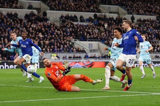 Kiernan Dewsbury-Hall of Everton scores the sides second goal to make it 2-0 Everton v Burnley, Premier League, Football, Hill Dickinson Stadium, Liverpool, UK - 03 Mar 2026Liverpool Hill Dickinson Stadium United Kingdom EDITORIAL USE ONLY No use with unauthorised audio, video, data, fixture lists, club league logos or live services. Online in-match use limited to 120 images, no video emulation. No use in betting, games or single club league player publications. Copyright: xPhilxBryan Shutterstockx 16719989am