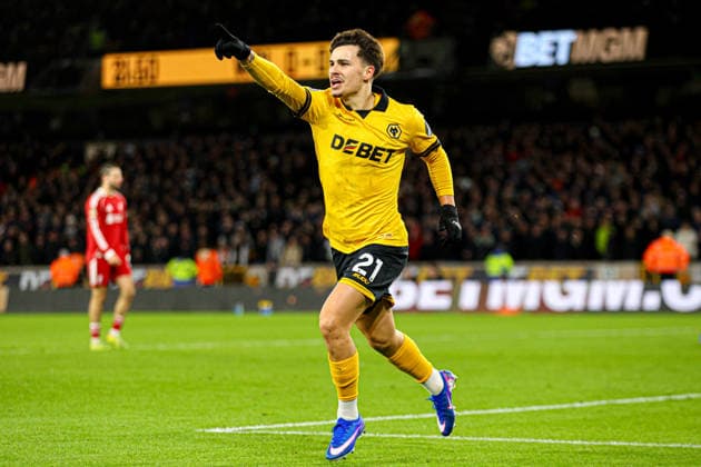 WOLVERHAMPTON, ENGLAND - March 03: Rodrigo Gomes of Wolves celebrates scoring the first goal during the Premier League football match between Wolverhampton Wanderers and Liverpool at Molineux stadium on March 03, 2026 in Wolverhampton, England. (Photo by Natalie Mincher Sports Press Photo) Copyright: xNataliexMincher SPPx Sportspressphoto_SPR100879