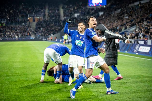 FOOTBALL : Racing Strasbourg (RCS) vs Reims - Coupe de France - Strasbourg - 03 03 26 Joie des joueurs de l equipe de Racing Strasbourg apres le but de Joaquin Panichelli 9 (RCS)  Copyright: xElyxandroxCEGARRAx