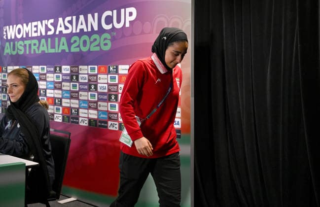SOCCER IRAN press conference, PK, Pressekonferenz Iran player Sara Didar is emotional as she departs the Women s Asian Cup Iran team press conference at the Gold Coast Stadium on the Gold Coast, Wednesday, March 4, 2026 ( NO ARCHIVING Gold Coast Queensland Australia  Copyright: xDavexHuntx 20260304174433582108