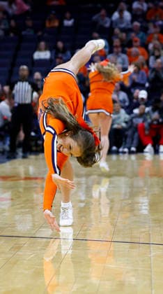 NCAA, College League, USA Basketball 2026: Wake Forest Vs UVA MAR 03 March 03, 2026: Virginia cheerleaders perform for the crowd during a NCAA Men s Basketball game between the Wake Forest Demon Deacons and the University of Virginia Cavaliers at John Paul Jones Arena in Charlottesville, VA. Justin Cooper CSM (Credit Image: Â Justin Cooper Cal Media) Charlottesville Virginia United States of America EDITORIAL USE ONLY Copyright: xx ZUMA-20260303_zma_c04_020.jpg JustinxCooperx csmphotothree477204