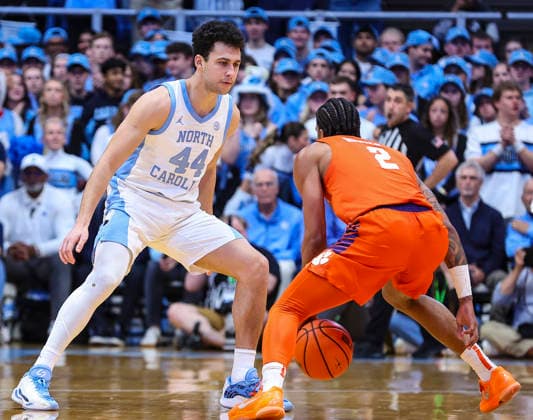 March 3, 2026: North Carolina guard Luka Bogavac (44) plays defense against Clemson guard Dillon Hunter (2). NCAA, College League, USA basketball game between Clemson University and University of North Carolina at Dean Smith Center, Chapel Hill, North Carolina. CSM Chapel Hill United States of America - ZUMAc04_ 20260303_zma_c04_036 Copyright: xDavidxBeachx