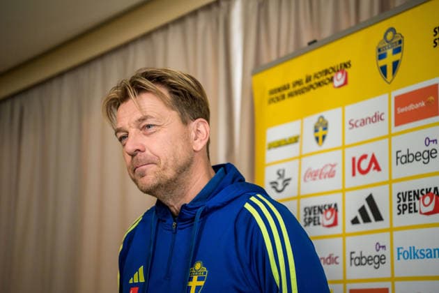 260304 Head coach Tony Gustavsson during a mixed zone with the national women s football team of Sweden on March 4, 2026 in Reggio Calabria. Photo: Ludvig Thunman BILDBYRAN kod LT LT0781 fotboll football soccer fotball vm-kval kval fifa womens world cup qualifier qualifier mixed zone sverige sweden dam bbeng sverige sweden Copyright: LUDVIGxTHUNMAN BB260304LT001