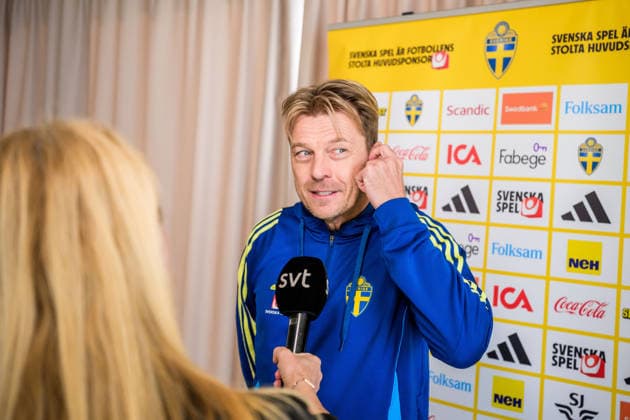 260304 Head coach Tony Gustavsson during a mixed zone with the national women s football team of Sweden on March 4, 2026 in Reggio Calabria. Photo: Ludvig Thunman BILDBYRAN kod LT LT0781 fotboll football soccer fotball vm-kval kval fifa womens world cup qualifier qualifier mixed zone sverige sweden dam bbeng sverige sweden Copyright: LUDVIGxTHUNMAN BB260304LT014