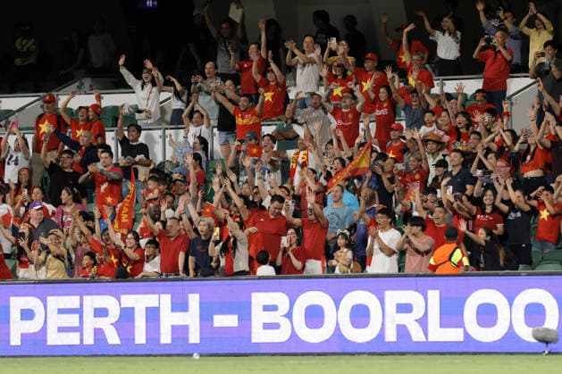 SOCCER ASIAN CUP VIETNAM INDIA, Vietnam supporters are seen during the AFC Women™s Asian Cup Group C match between Vietnam and India at HBF Park in Perth, Wednesday, March 4, 2026. ( NO ARCHIVING, EDITORIAL USE ONLY PERTH WESTERN AUSTRALIA AUSTRALIA  Copyright: xRICHARDxWAINWRIGHTx 20260305137479752564