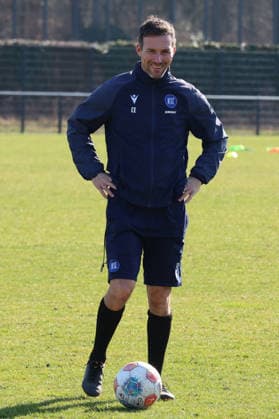 04.03.2026, xrekx, Fussball 2.Bundesliga, Karlsruher SC - Training v.l. Christian Eichner Trainer (Karlsruher SC) (DFL DFB REGULATIONS PROHIBIT ANY USE OF PHOTOGRAPHS as IMAGE SEQUENCES and or QUASI-VIDEO) Karlsruhe