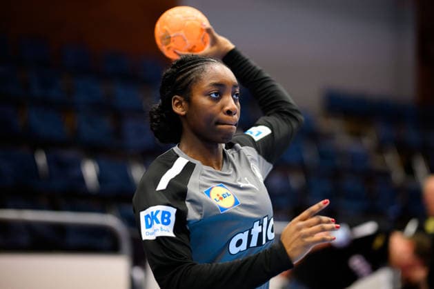 Handball, Frauen: EM-Qualifikation, Slowenien - Deutschland, 2. Runde, Gruppe 3, 3. Spieltag Farrelle Njinkeu (Deutschland) Celje Slowenien
