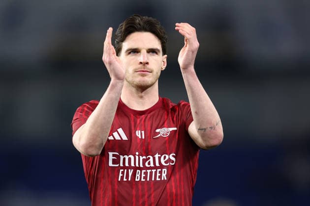 Brighton and Hove, England, 4th March 2026. Declan Rice of Arsenal warms up before the Brighton and Hove Albion vs Arsenal Premier League match at the AMEX Stadium, Brighton and Hove. Picture credit should read: Paul Terry Sportimage EDITORIAL USE ONLY. No use with unauthorised audio, video, data, fixture lists, club league logos or live services. Online in-match use limited to 120 images, no video emulation. No use in betting, games or single club league player publications. SPI_010_PT_Brighton_Arsenal SPI-4579-0010