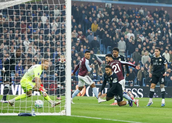 Birmingham, England, 4th March 2026. Douglas Luiz of Aston Villa scores their sides first goal during the Aston Villa vs Chelsea Premier League match at Villa Park, Birmingham. Picture credit should read: Cody Froggatt Sportimage EDITORIAL USE ONLY. No use with unauthorised audio, video, data, fixture lists, club league logos or live services. Online in-match use limited to 120 images, no video emulation. No use in betting, games or single club league player publications. SPI_018_CF_ASTON_VILLA_V_CHELSEA SPI-4577-0019