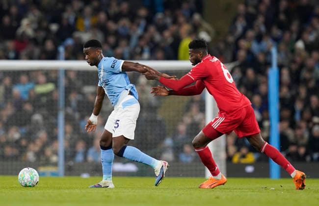 Manchester, England, 4th March 2026. Marc Guehi of Manchester City and Ibrahim Sangare of Nottingham Forest during the Manchester City vs Nottingham Forest Premier League match at the Etihad Stadium, Manchester. Picture credit should read: Andrew Yates Sportimage EDITORIAL USE ONLY. No use with unauthorised audio, video, data, fixture lists, club league logos or live services. Online in-match use limited to 120 images, no video emulation. No use in betting, games or single club league player publications. SPI_034_AY_Manchester_City_Forest SPI-4576-0032