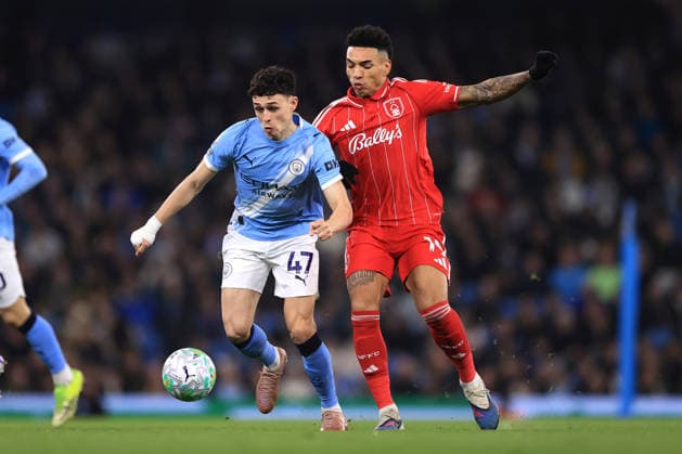 Football - Premier League - Manchester City v Nottingham Forest 4th March 2026 - Premier League - Manchester City v Nottingham Forest - Phil Foden of Manchester City and Igor Jesus of Nottingham Forest - Photo: Simon Stacpoole Offside. Manchester UK Copyright: xSimonxStacpoolexOffside