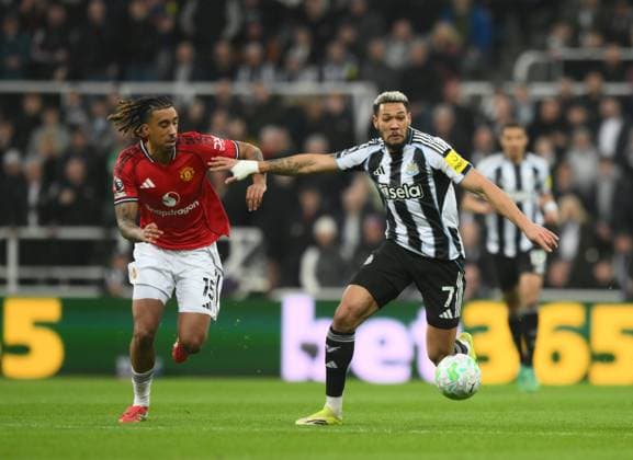 Joelinton of Newcastle United fends off Leny Yoro of Manchester United, ManU Newcastle United v Manchester United, Premier League, Football, St James Park, Newcastle, UK - 04 Mar 2026Newcastle St James Park United Kingdom EDITORIAL USE ONLY No use with unauthorised audio, video, data, fixture lists, club league logos or live services. Online in-match use limited to 120 images, no video emulation. No use in betting, games or single club league player publications. Copyright: xRichardxLee Shutterstockx 16723964u