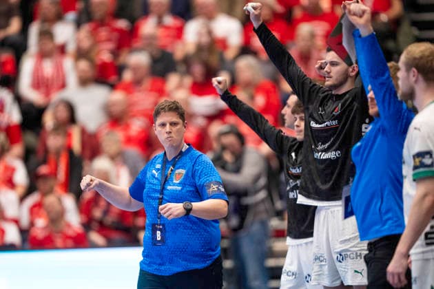 DENMARK CL Men s Handball: Aalborg Handball - Füchse Berlin Coach Nicolej Krickau and players from Füchse Berlin reacts in the EHF Champions League men s handball match between Aalborg Handball and Füchse Berlin at Gigantium in Aalborg on Wednesday, March 4, 2026 , Aalborg Denmark Mors Copyright: BoxAmrstrupx xRitzauxScanpix BoxAmstrupx spdk20260304-210142-L